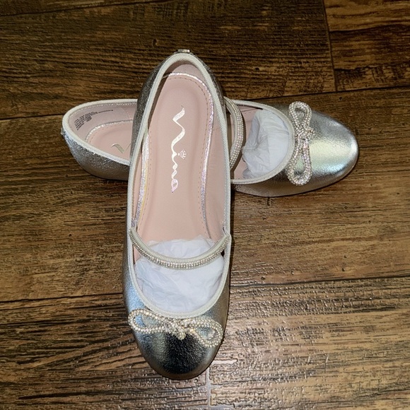 Girl’s Shoes